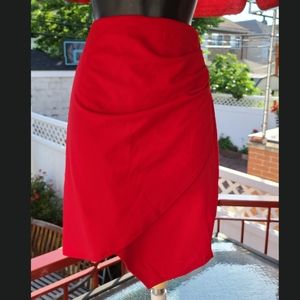 Red side ruched skirt